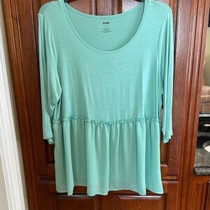 EVRI Women's Light Green Blouse
